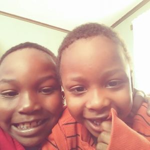 Meet your Posher, Lauretta